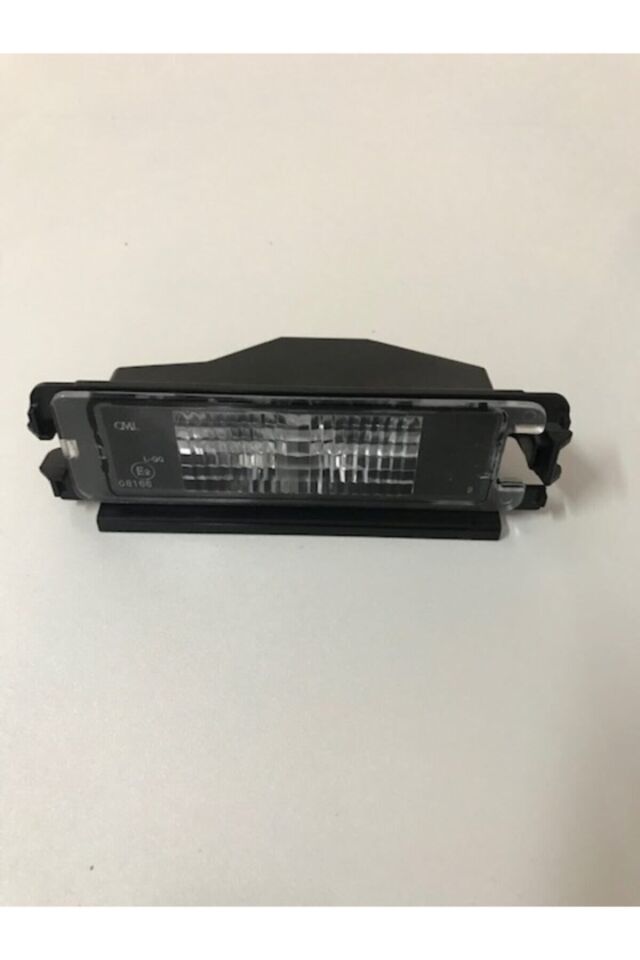 Plaka Aydınlatma Lambası Clıo Symbol 2/logan 1-2 /sandero 1- 2/clio 2 8200957874