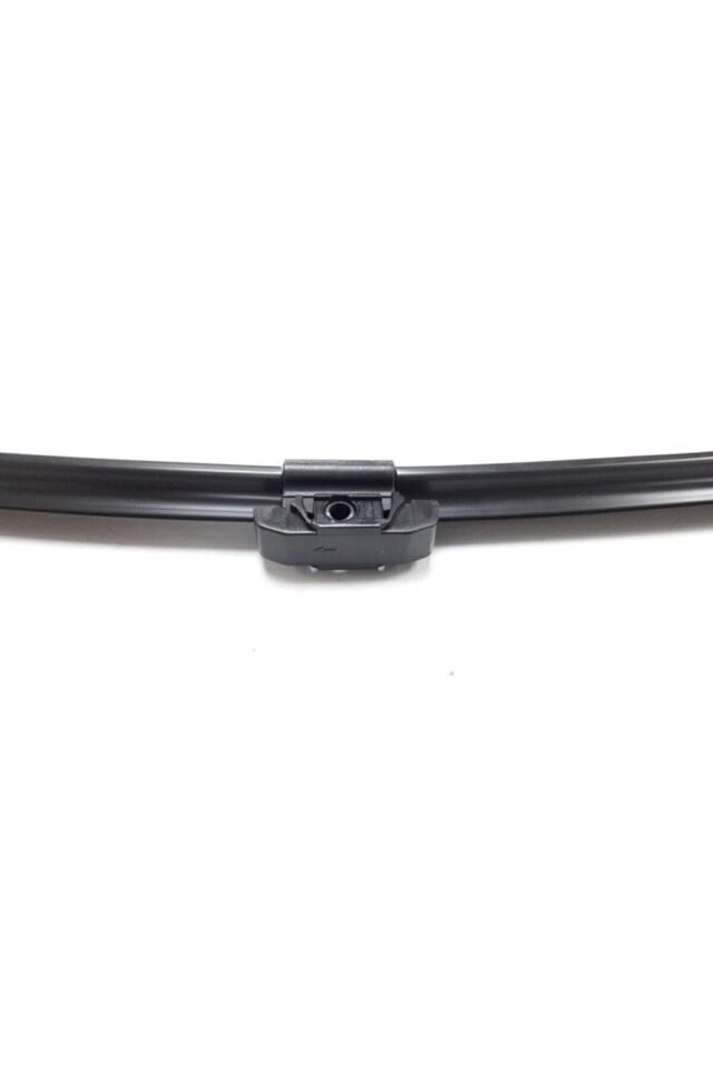 Renault Clio 5 V Mk5 2020 2023  Uyumlu Özel Tip Ön Cam Sileceği Silecek Silgeç Takımı Seti 70x30cm